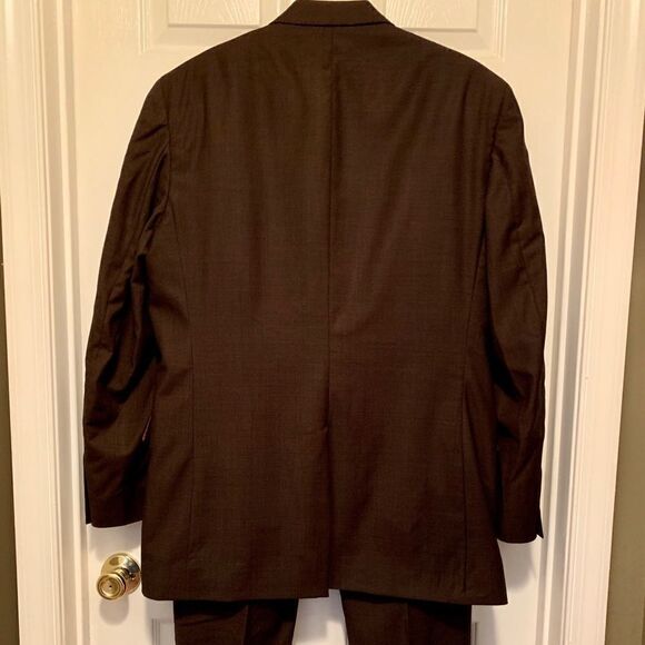 Jos A Bank Suit in Brownish Gray Size 43L - Picture 6 of 9